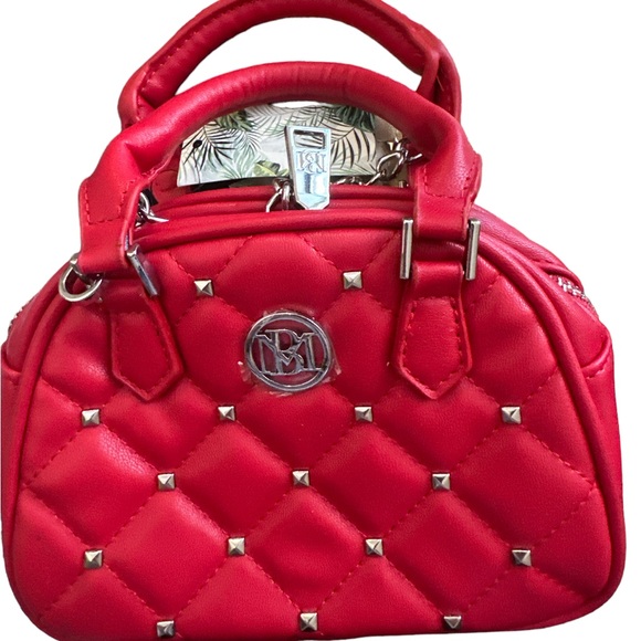 NWT BADGLEY MISCHKA RED MINI DOME CROSSBODY PURSE QUILTED W/STUDS, - Picture 1 of 3